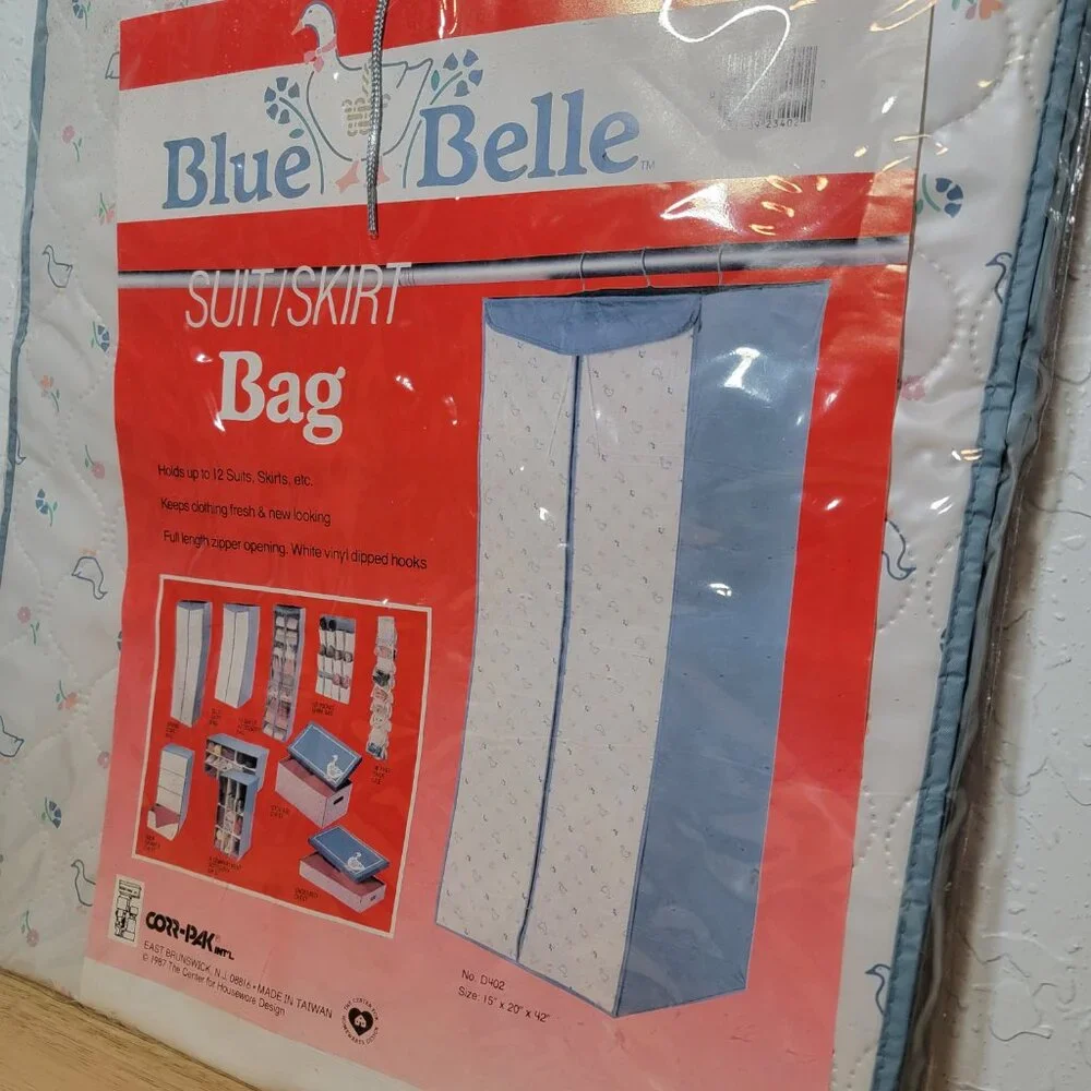 Deadstock Blue Belle Country Farm Goose Dress Suit Bag CorrPack 1987 15x20x42